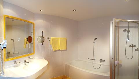 EF37AD30321C595EB5DE388403F9D204