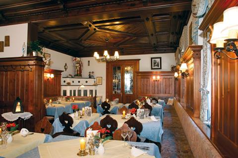 F885A137B617444B522C5FC62C661A78